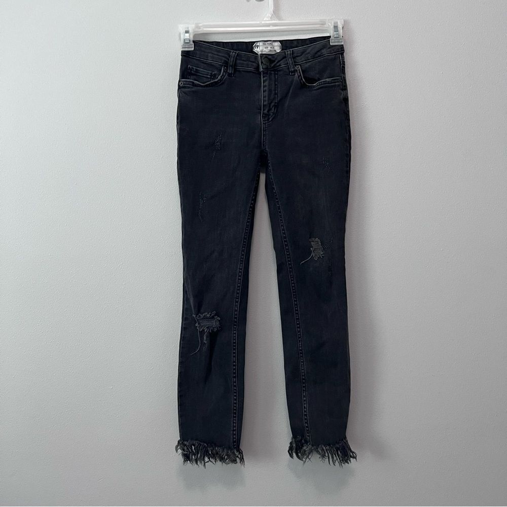 Free People Great Heights Frayed Washed Black Skinny Jeans Size 25